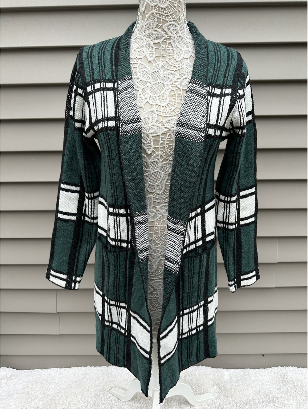 Nine West Classic Plaid Open Front Cardigan in Dark Green Black and White
